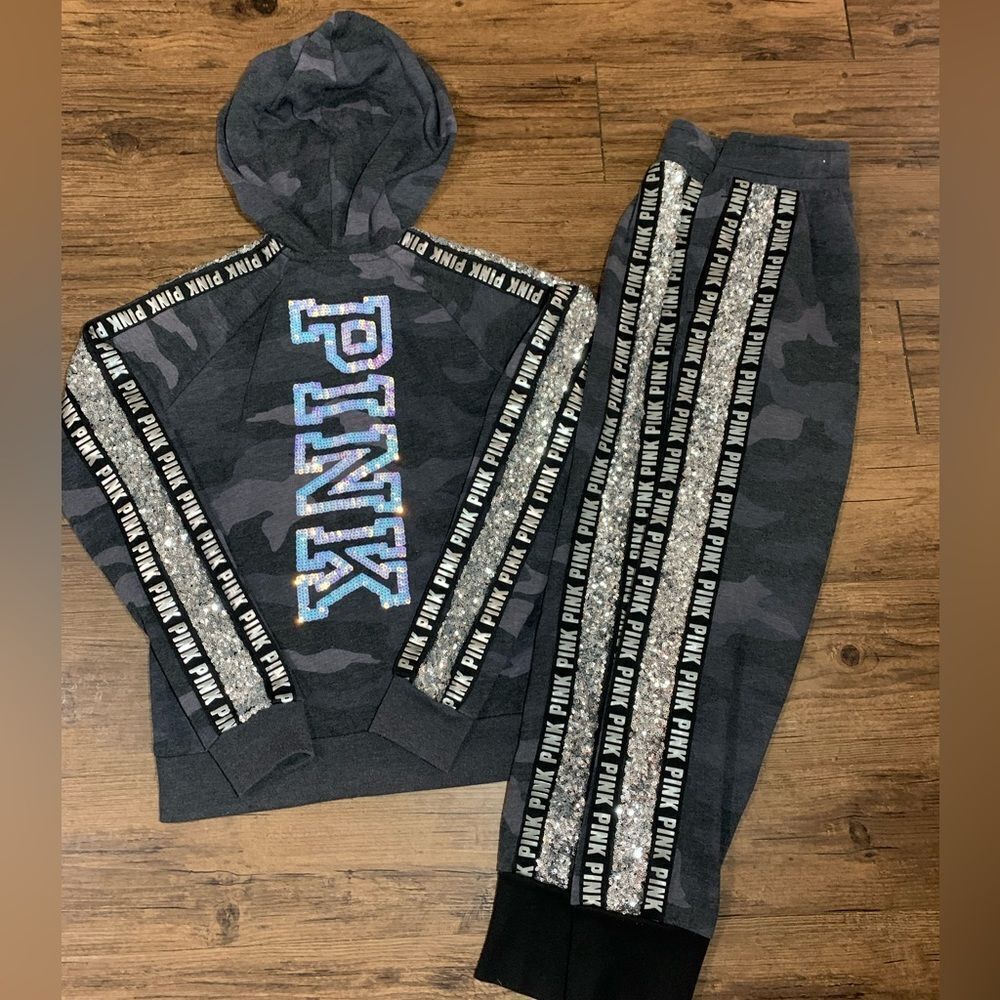 VS PINK CAMO BLING OUTFIT SET XS